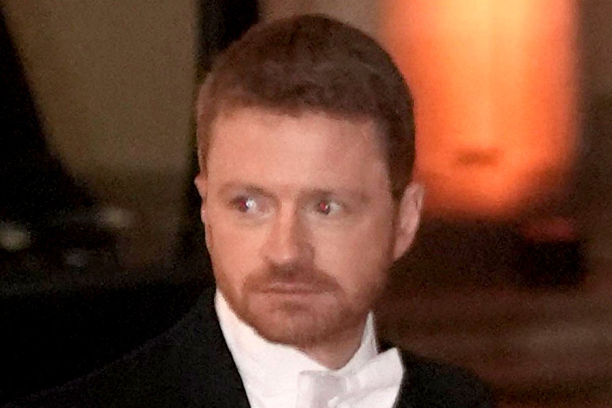 Morgan McSweeney’s 999 call after phone theft reveals he failed to tell police he was Starmer’s chief of staff